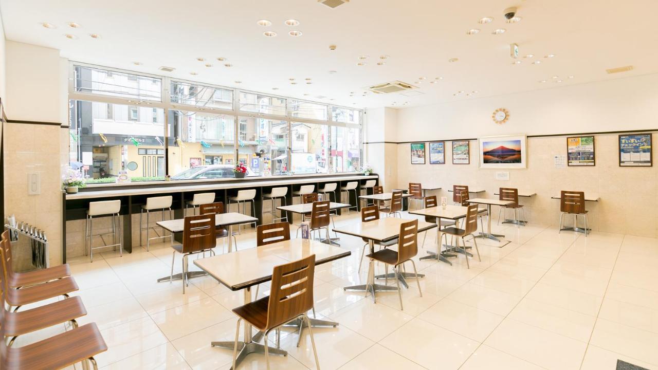 Toyoko Inn Kagoshima Chuo Eki Nishi Guchi Exteriör bild