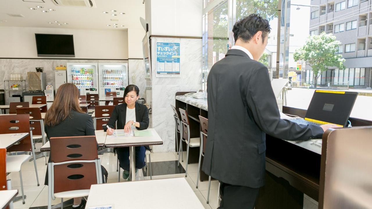 Toyoko Inn Kagoshima Chuo Eki Nishi Guchi Exteriör bild