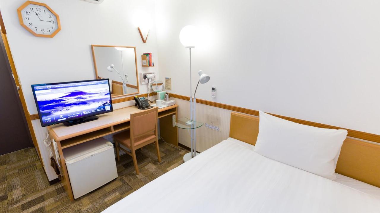 Toyoko Inn Kagoshima Chuo Eki Nishi Guchi Exteriör bild