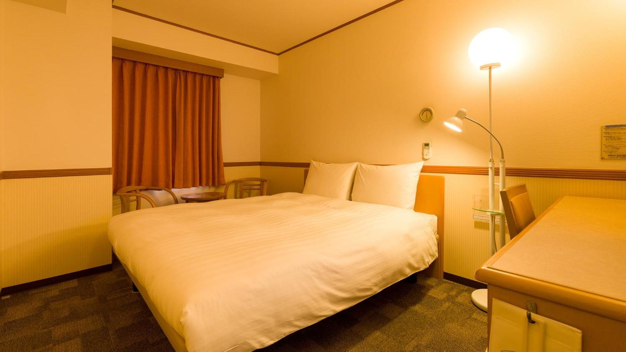 Toyoko Inn Kagoshima Chuo Eki Nishi Guchi Rum bild
