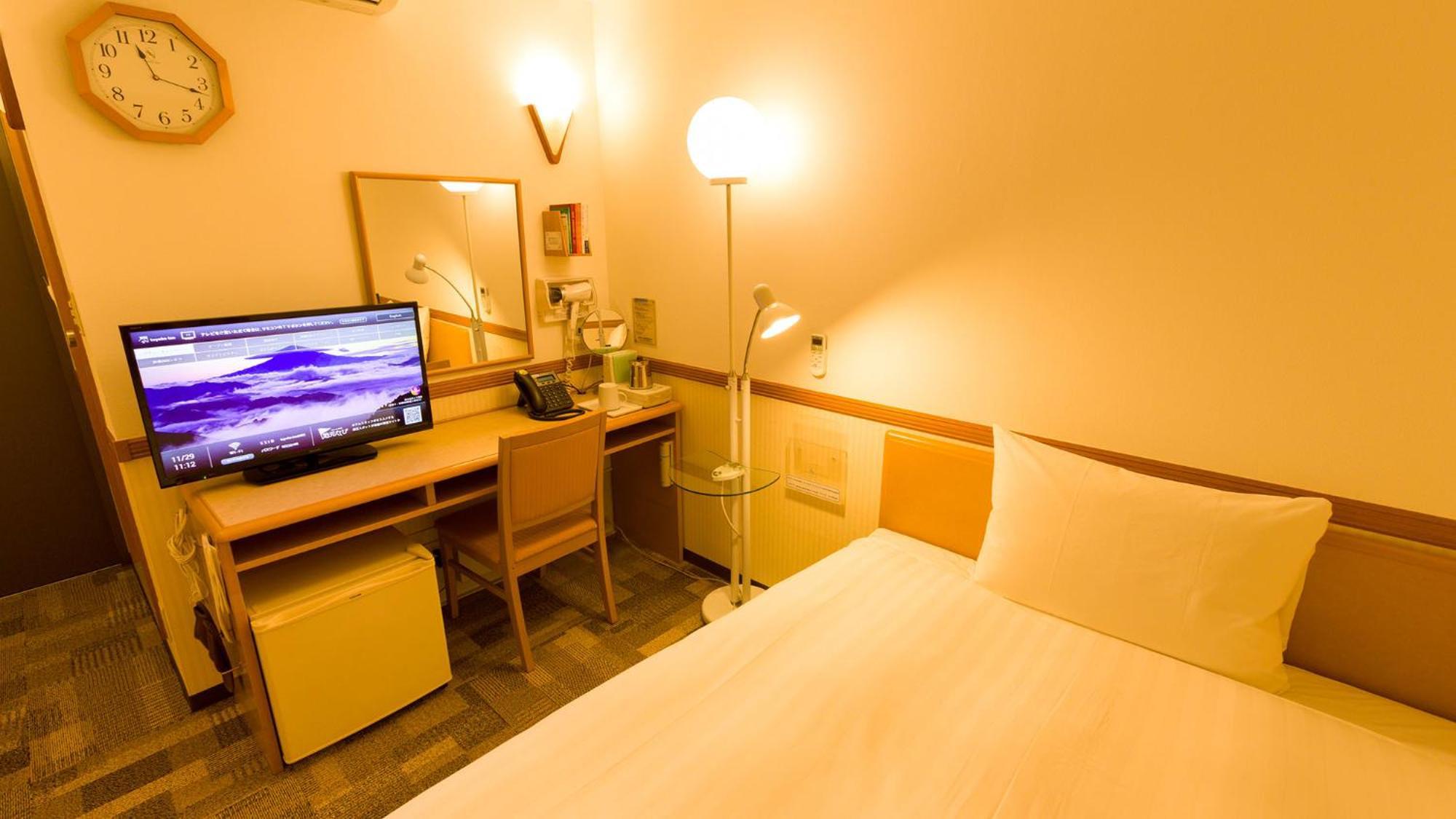 Toyoko Inn Kagoshima Chuo Eki Nishi Guchi Rum bild